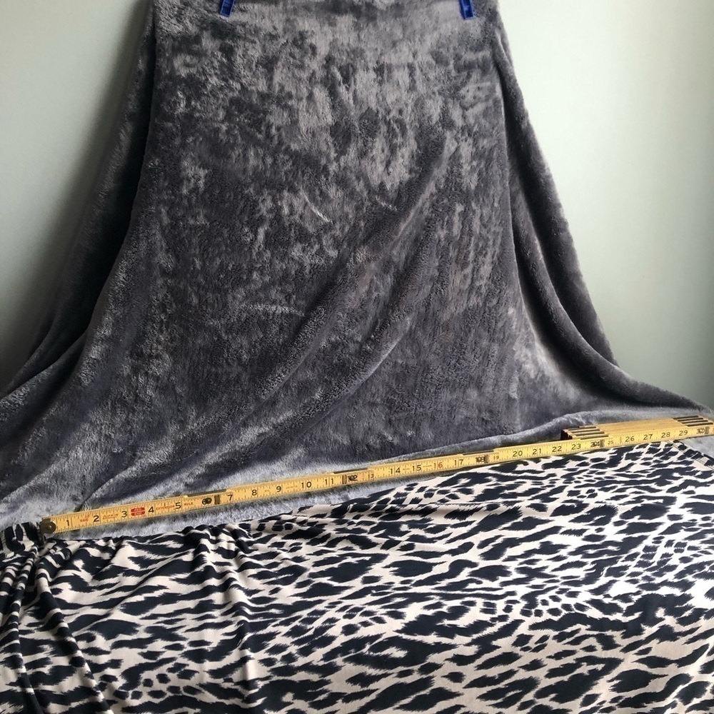 𝅺VINCE Camuto animal print stretch short sleeve dress size M‎ - Picture 13 of 14